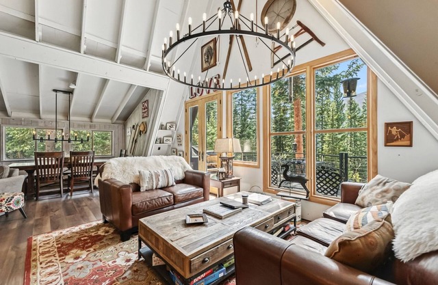Secluded Spacious Sunny Home 12 Miles To Breckenridge 303-710-7546