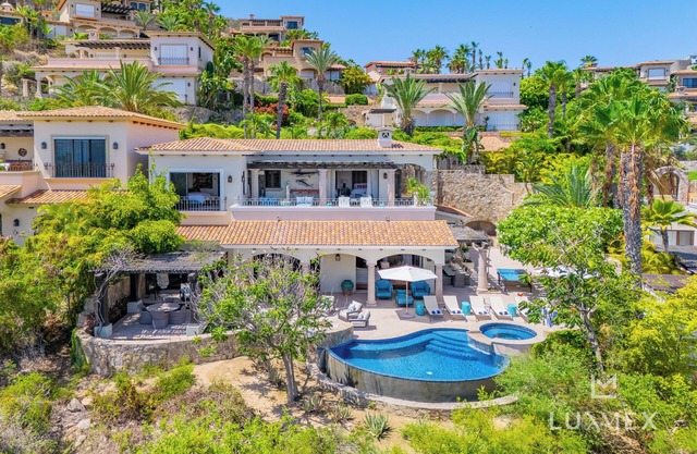 Secluded Villa in Del Mar! Chef, Butler and access to Golf, Spa, Gym & More!