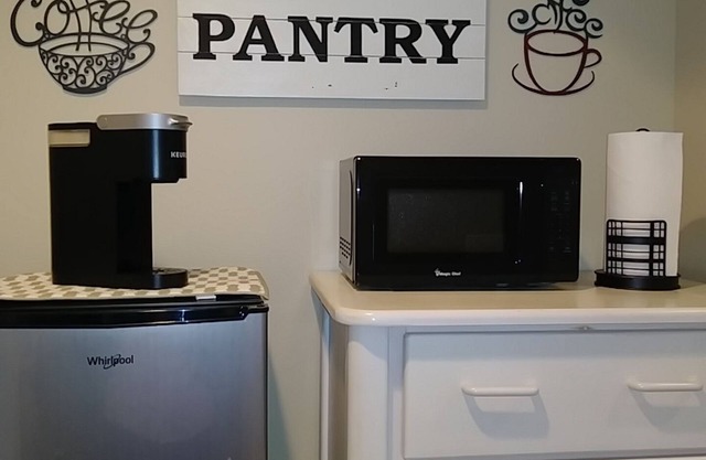 Second Floor Bed and Bath in Stevensville, MD