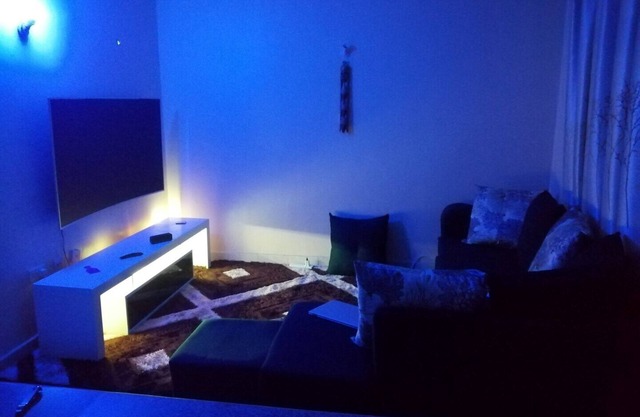 Secure and Serene apartment with Netflix and high speed internet