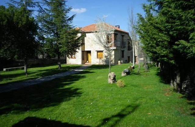 Self catering La Solanilla 2 for 10 people