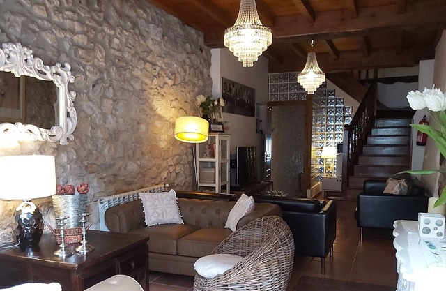 Self catering El Juacu for 18 people