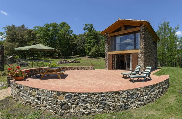 Self catering Mas la Cadebosc for 5 people