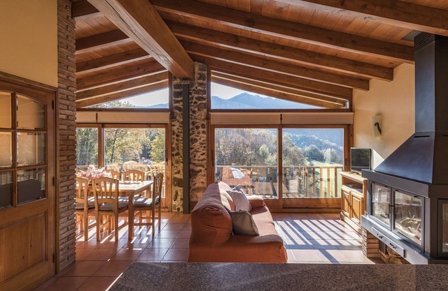 Self catering Mas Palleu for 7 people