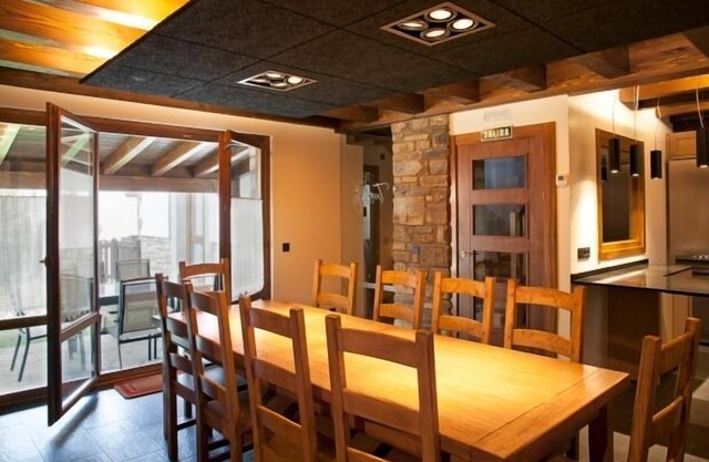 Self catering Txalastaso for 8 people
