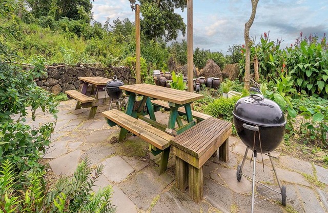 Seogwipo Haevichipoonggyeong Pension