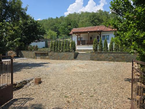 Seosko domaćinstvo Trajković