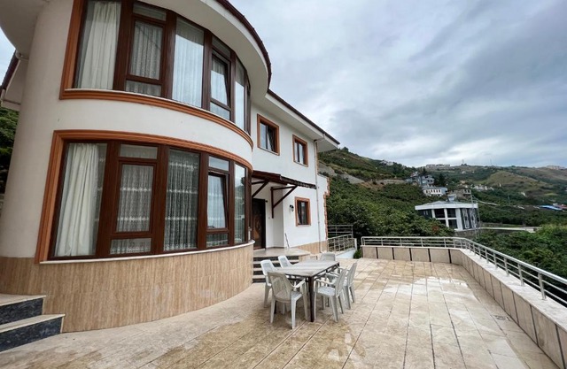 Sera Lake Villa