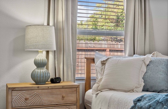 Serene and Stylish Getaway - Modesto, CA