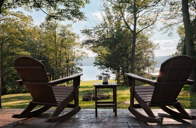 Serene Lakeview Cabin Retreat w/Dock, Kayak & SUP at Indian Lake