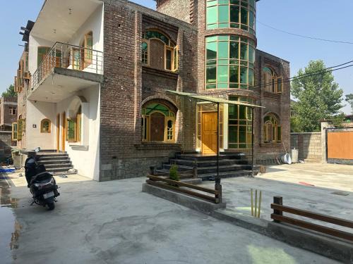 Serene stay guest house