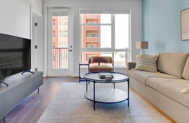 Serene Uptown 1BR w/ W/D, Gym & Pool, walk to RiNo bars, by Blueground