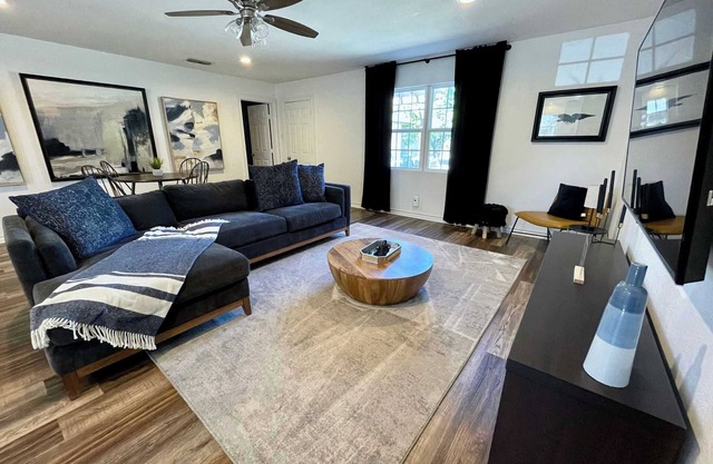 Serenity Stay - 3BR 2BA - South Lubbock