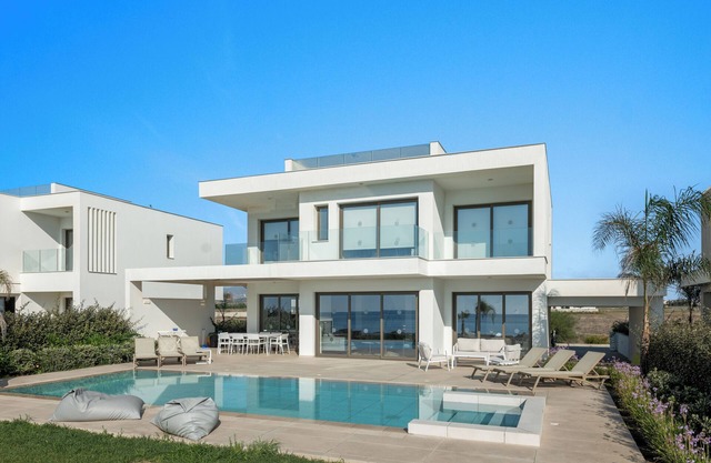 Serenity Waves Villa 3
