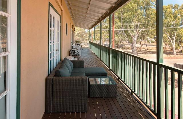 Settlers Hotel York