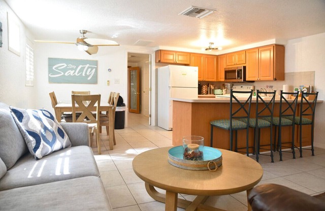 SF Kick back and Relax at Leisure Beach