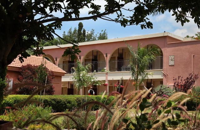 Shaar Hagolan Kibbutz Country Lodging