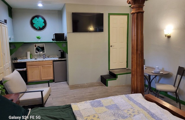 Shamrock Room