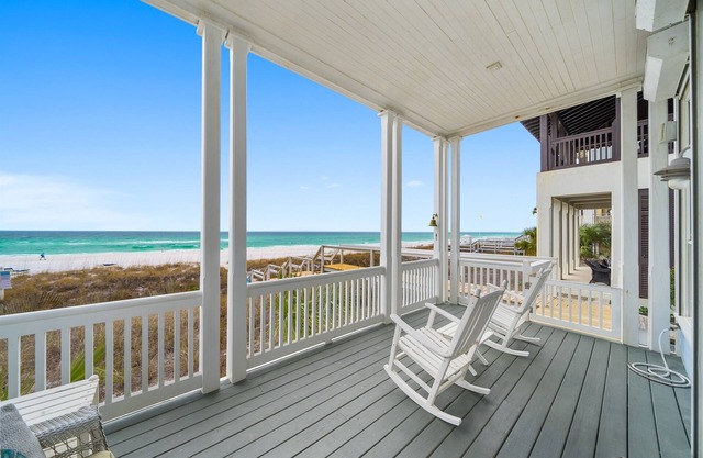 Shangri-La! Incredible Beachfront home with Guest house. 6BR, Pets considered.