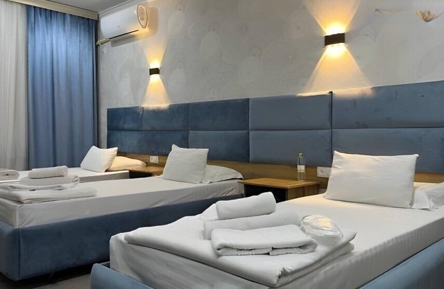 Sharq Hotel