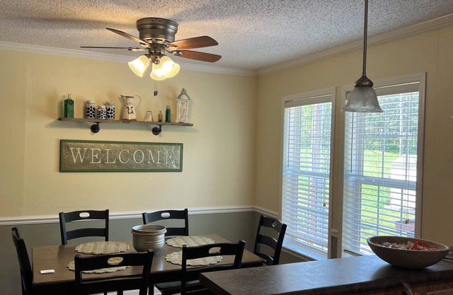 Shawnee Creek Hideaway - Close to Eminence and the Jacks Fork River!