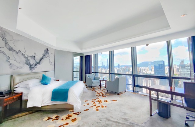 Shenzhen Huaqiang Plaza Hotel