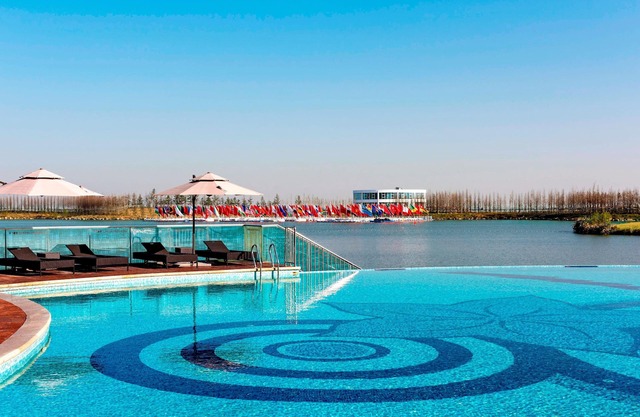 Sheraton Huzhou Taihu Lake Hot Spring Resort & Spa