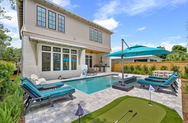 Shiloh Reef/Pool/Golf Cart/Arcade/Mini Golf/Photo Op/5Min Walk to The Beach!