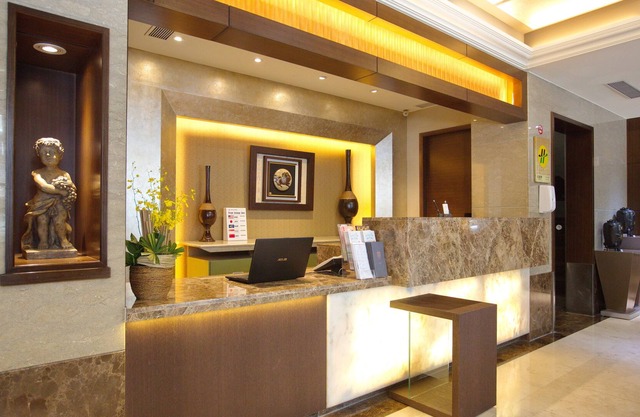 Shin Yuan Celeb Metro Hotel