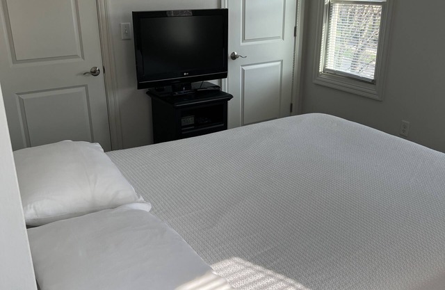 Short North Custom Built Home! Steps from High Street