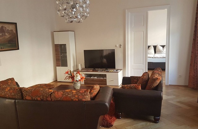 Short-term rent from one month, apartment with terrace near a shopping street