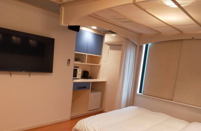 Shortterm stay temporary housing AQA HOTEL / Honjo Saitama