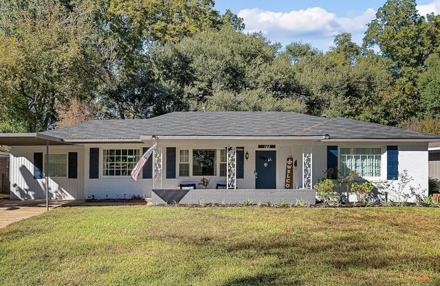 Shreveport, Broadmoor area 4 bedroom family group home