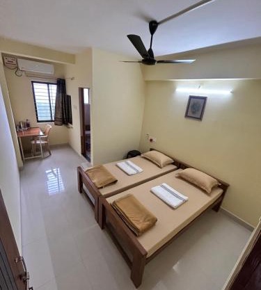 Shubham Suites & Party Hall