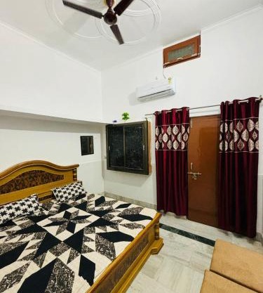 Shyam Homestay Back Side Single Room