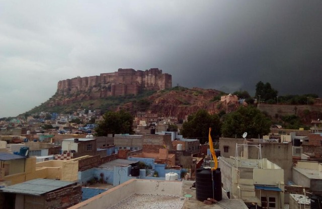 Shyam Palace P Guest House