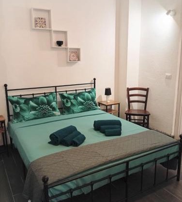 Sicily Bed' House