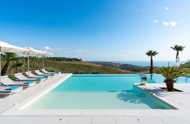Sicily villa rental near seaside with pool, views, Wi-Fi and air conditioning