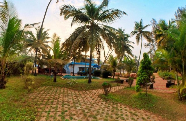 Silver Sands Beach Front Villa Malpe