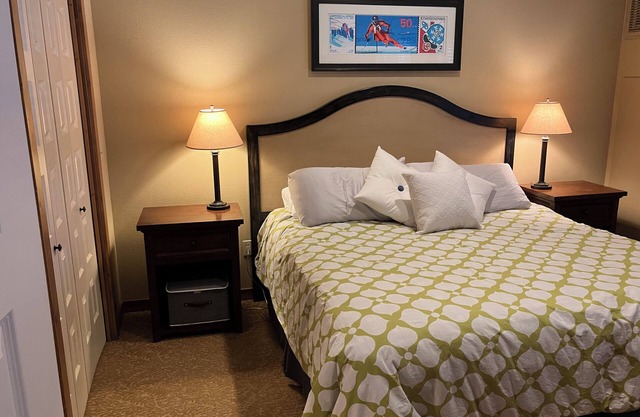Silverside Chalet: Family-friendly 1BDRM condo next to the waterpark and gondola