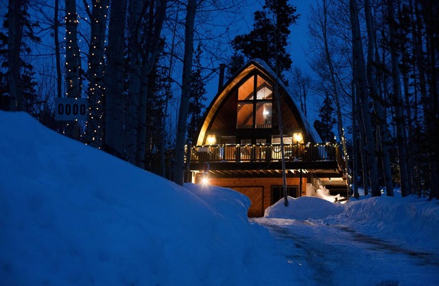 Silverthorne Cabin-Glamping on Steroids-Summit Cty House Wildernest Mesa Cortina