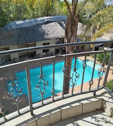 Simon Bekker units 2