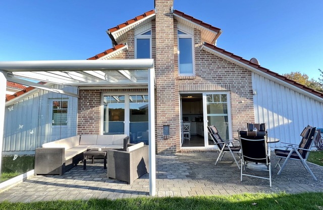 "Simone" fantastically located with fiber optic connection!