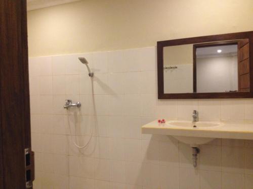 Sinar Rinjani Cottage & Restaurant