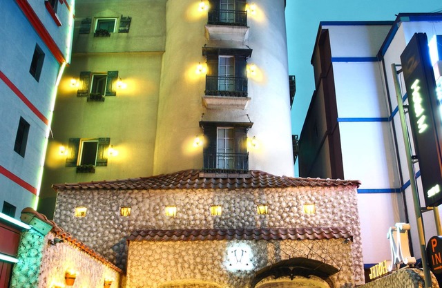 Sinchon Gaon Hostel