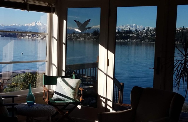 Sinclair Beach Cottage - Waterfront, Amazing Views!