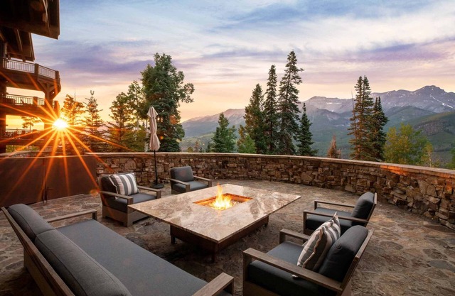 Ski Forever | Telluride Modern Mtn Village Oasis by Cuvée