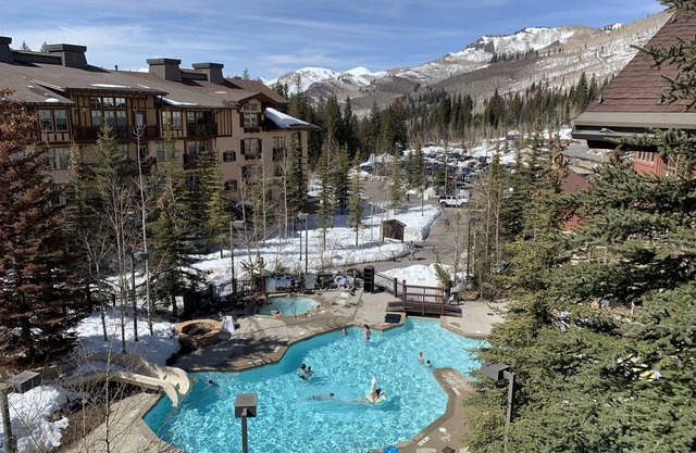 Ski in/ski out condo with hot tubs, heated pool and more amenities!
