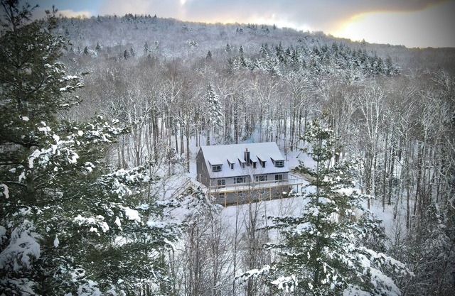 Ski/MTB Sleeps 20 home w/mountain views near Killington/Woodstock. Rent 2 units