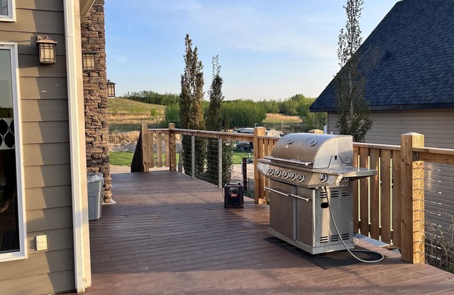 Skipping Stone Lodge at Buffalo Lake - Year Round fun at the Lake!